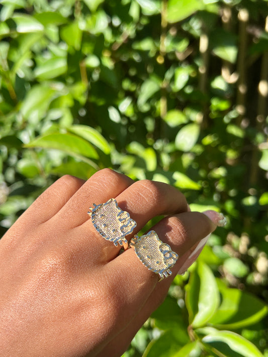 Kitty ring