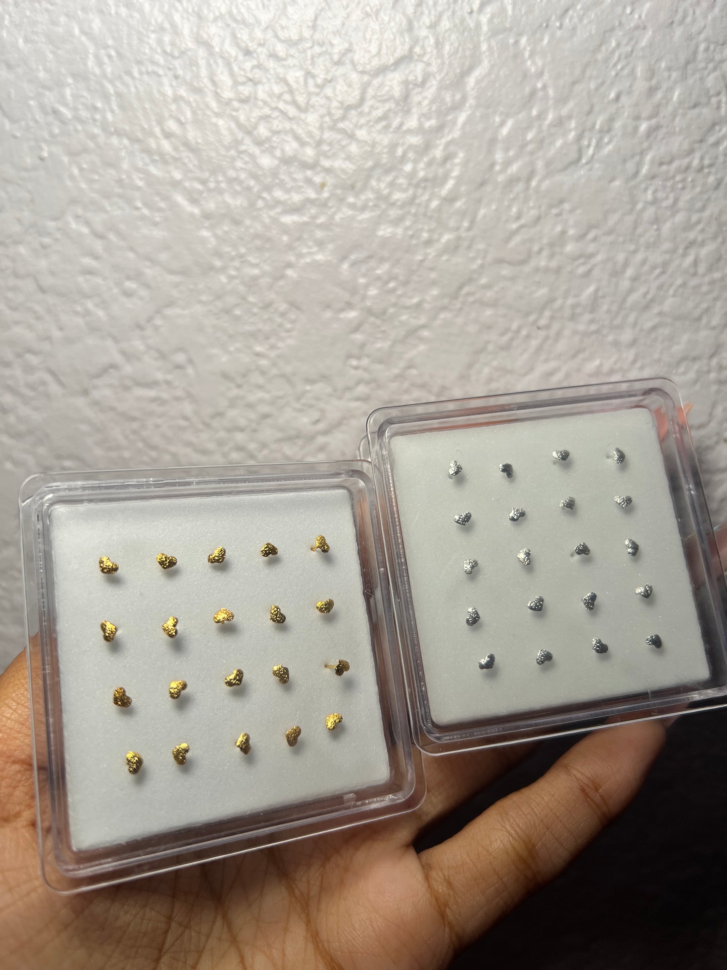 Heart foiled nose stud